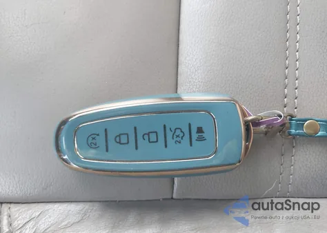 2018 Ford Escape Titanium из США, поврежденный, VIN 1FMCU9J93JUA65367